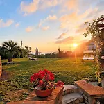 ヴィラ Villa Capri *