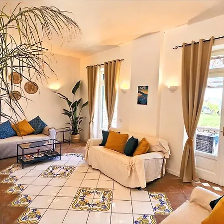 Villa Maiora - Location *